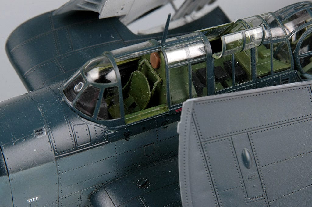 703 - HobbyBoss - 80325 - Grumman TBM-3 Avenger - painted model