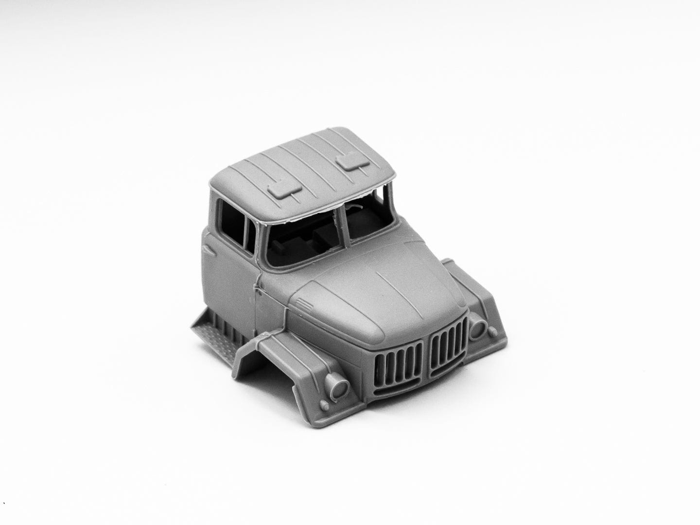 202 - ICM - 72821 - ZiL-131 AFU with DShKM - sprue