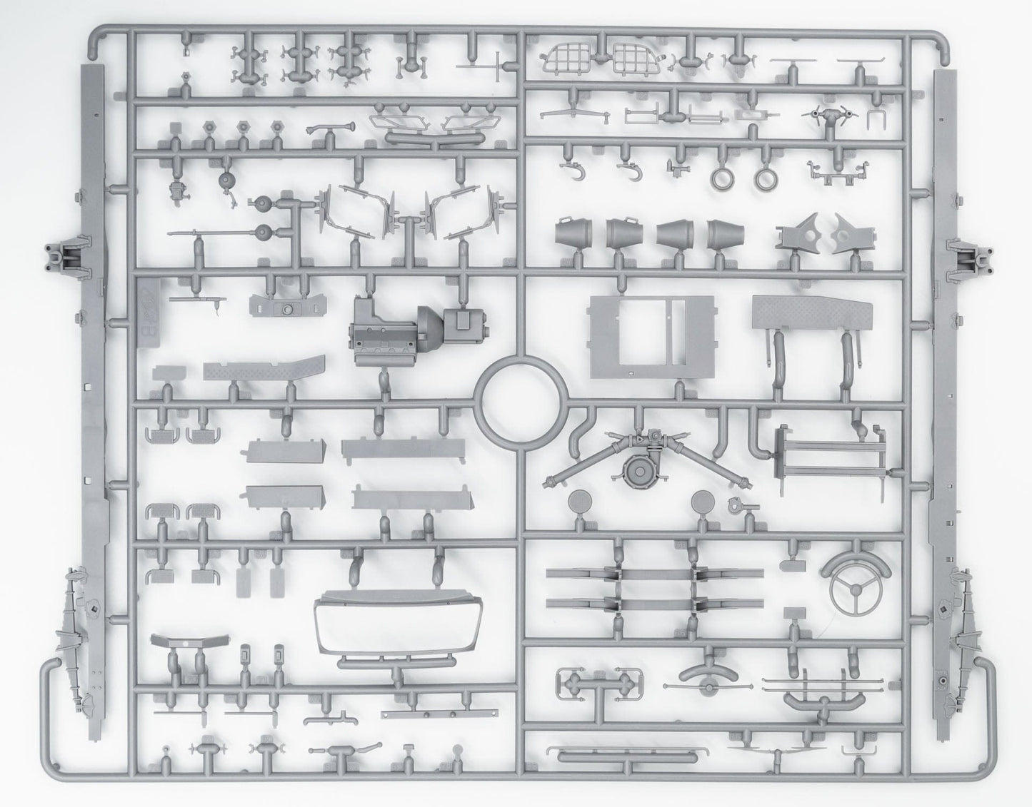 208 - ICM - DS3527 - Fire Trucks of Ukraine - sprue