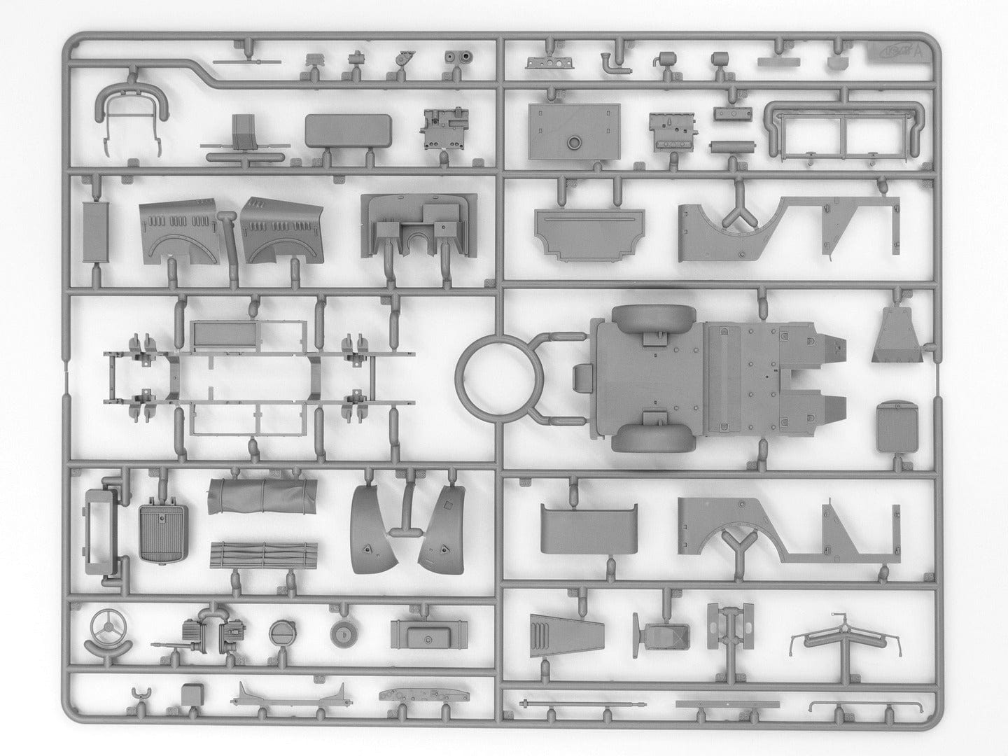 212 - ICM - DS3529 - Vehicles of the DAK - sprue