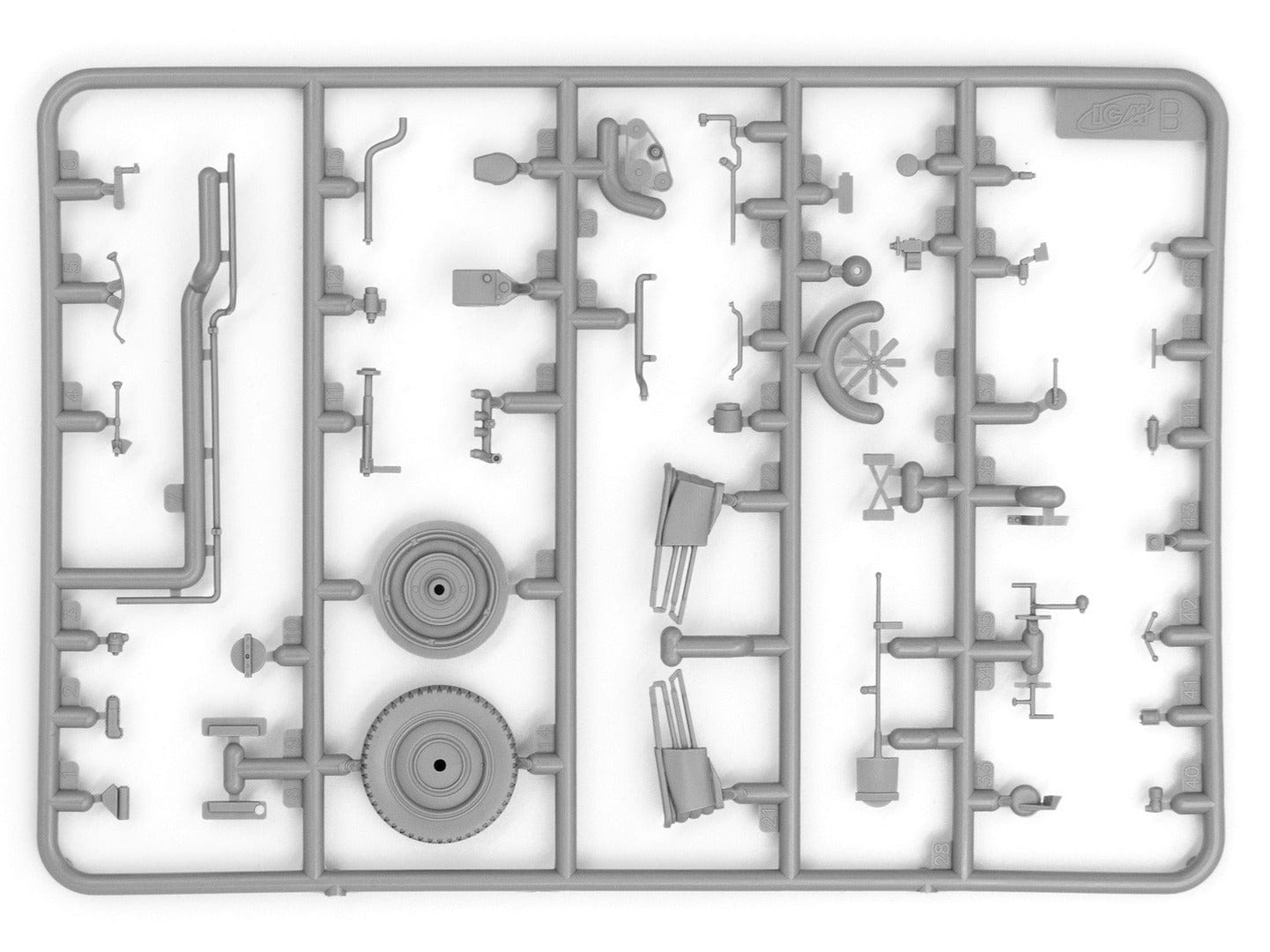 213 - ICM - DS3529 - Vehicles of the DAK - sprue
