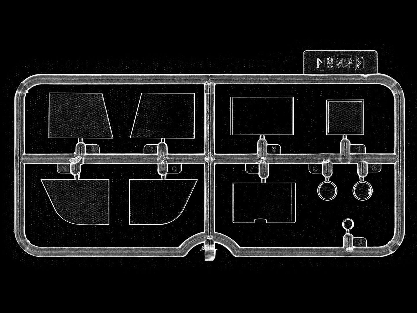 217 - ICM - DS3529 - Vehicles of the DAK - sprue