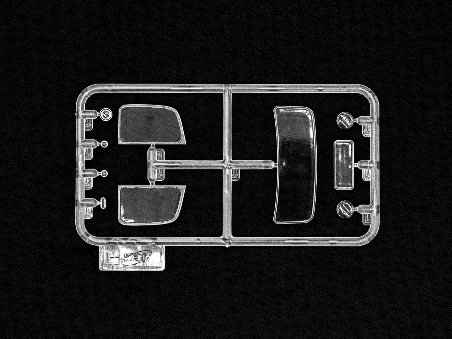 204 - ICM - DS3529 - Vehicles of the DAK - sprue