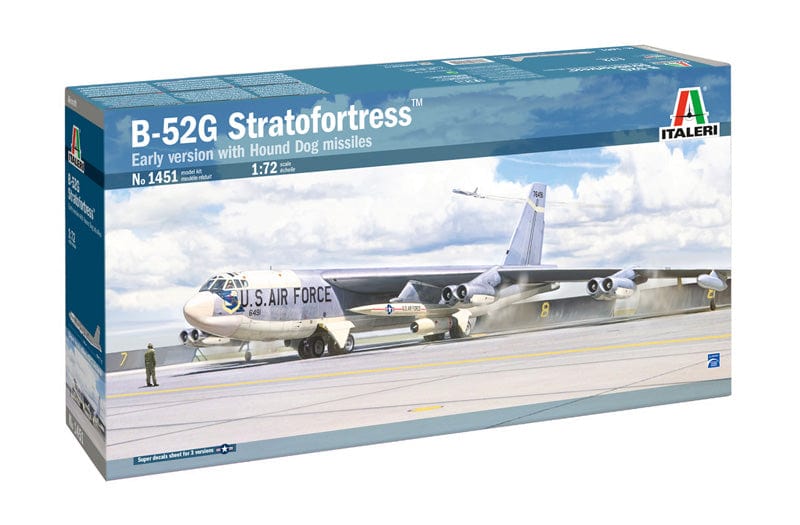 010 - Italeri - 1451 - Boeing B-52G Stratofortress with Hound Dog Missiles - primary image