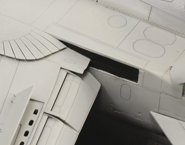 605 - Italeri - 2513 - Panavia Tornado GR4 - unpainted model