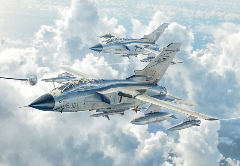 150 - Italeri - 2517 - Panavia Tornado ECR - box art