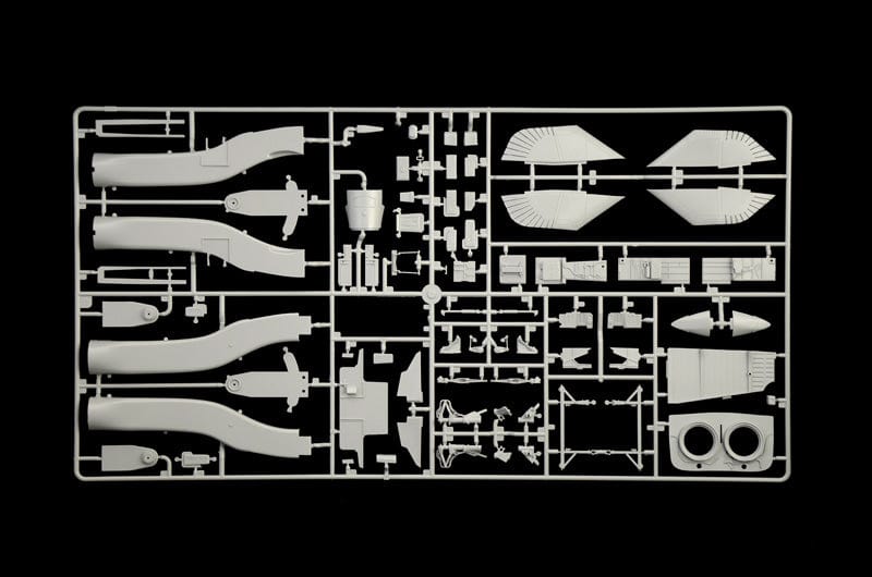 204 - Italeri - 2517 - Panavia Tornado ECR - sprue