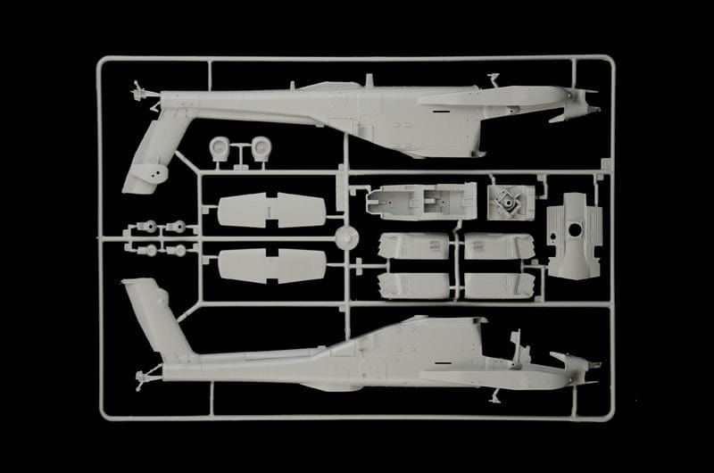 200 - Italeri - 2748 - Westland Apache AH1 / Boeing AH-64D Apache Longbow - sprue