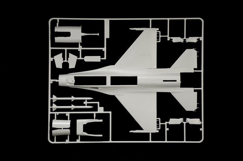 203 - Italeri - 2786 - General Dynamics F-16A Fighting Falcon - sprue
