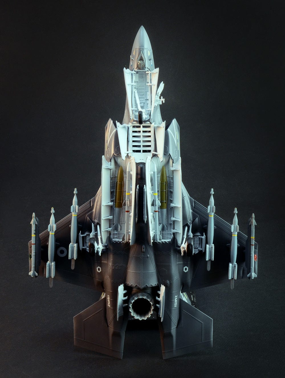 704 - Italeri - 2810 - Lockheed Martin F-35B Lightning II - painted model