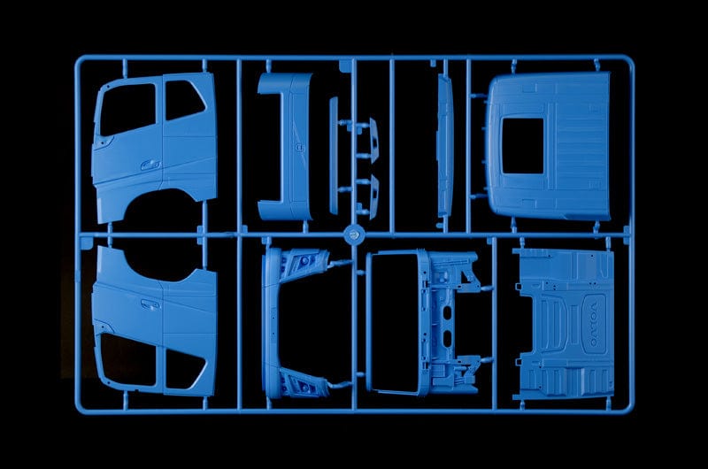 200 - Italeri - 3967 - Volvo FH3 Low Roof - sprue