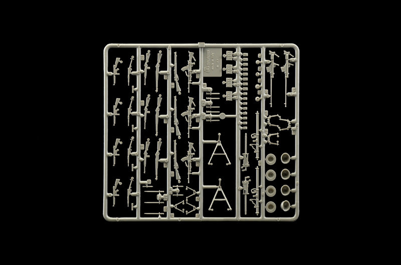201 - Italeri - 407 - British and US Accessories and Weapons - sprue