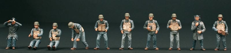700 - - painted model