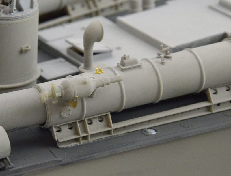 604 - - unpainted model