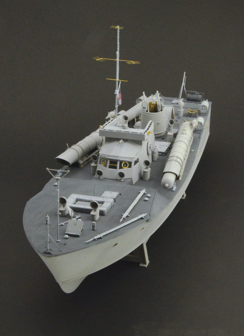 600 - - unpainted model