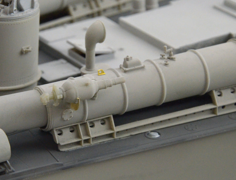 604 - Italeri - 5610 - Vosper 72' MTB 77 - unpainted model
