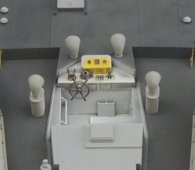 606 - Italeri - 5610 - Vosper 72' MTB 77 - unpainted model
