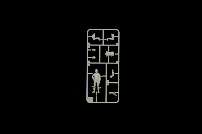 201 - Italeri - 5623 - MTM Barchino with Crew - sprue