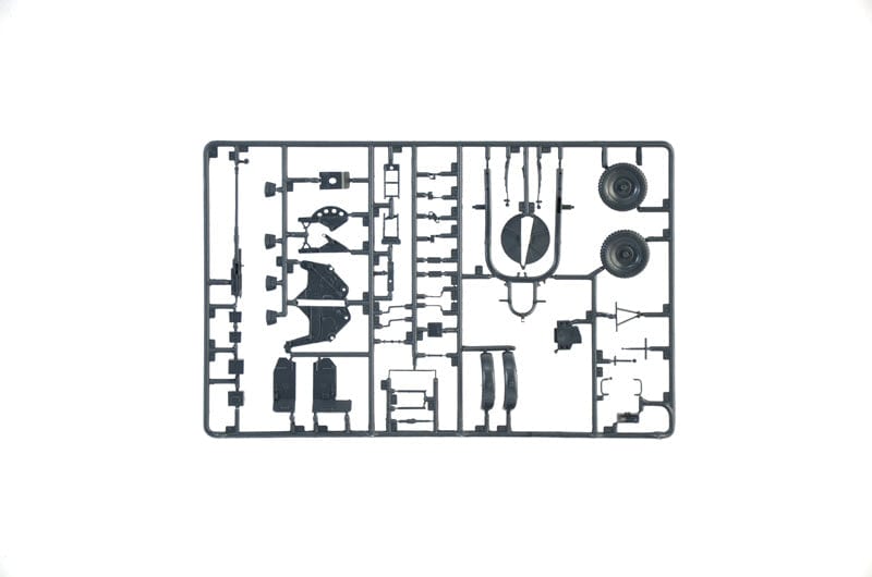 205 - Italeri - 6395 - Sd.Kfz. 10/4 with 2cm Flak 30 and Crew - sprue