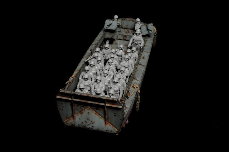 600 - - unpainted model