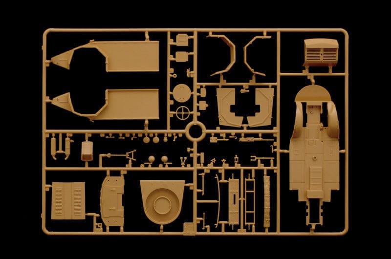 202 - Italeri - 6530 - SPA-Viberti AS.42 Sahariana - sprue