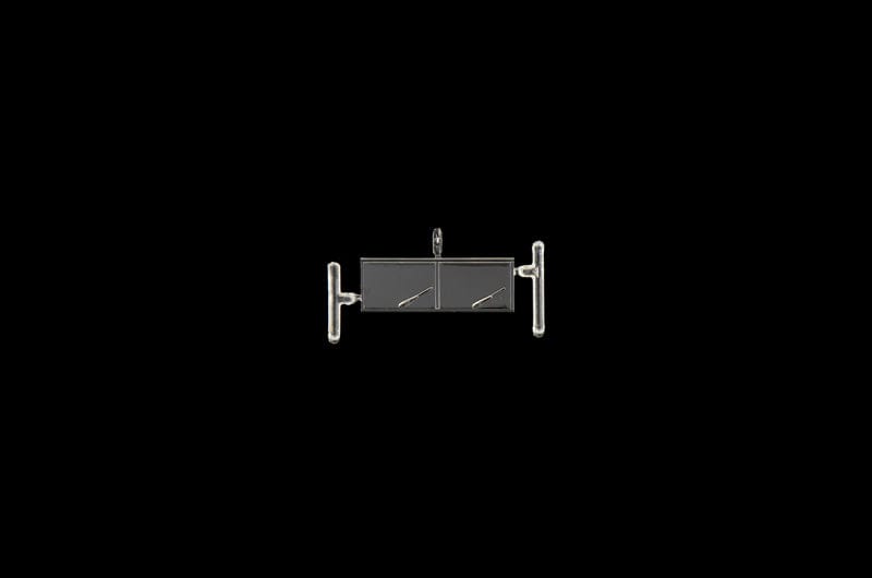 205 - - sprue