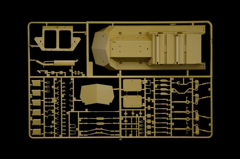 304 - Italeri - 6588 - LAV-AT - paint schemes