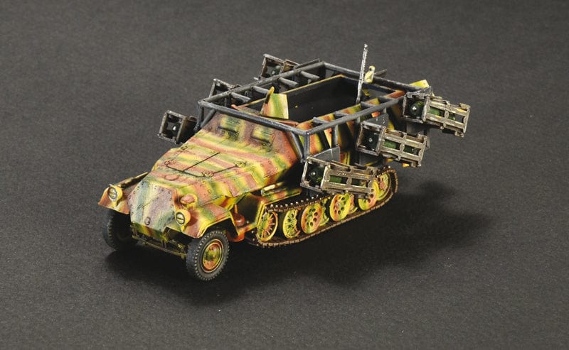 700 - - painted model
