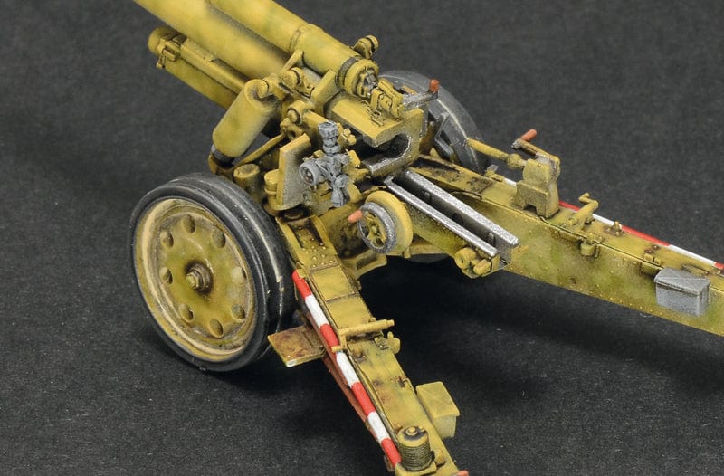 701 - Italeri - 7082 - 15cm sFH 18 / 10.5cm sK 18 - painted model