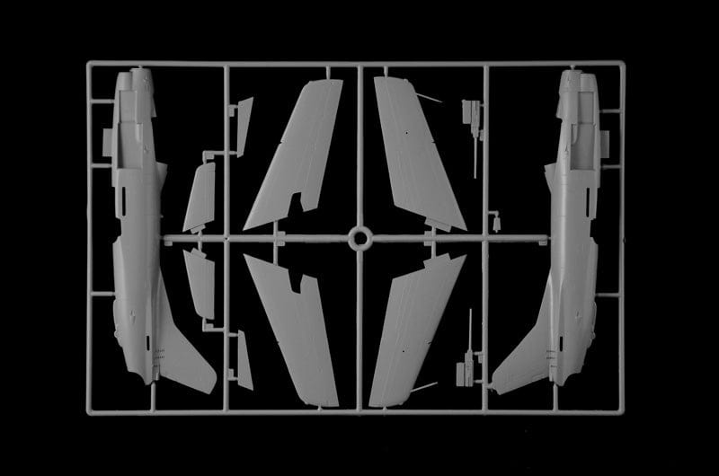 200 - Italeri - 92645 - Fiat G.91R - sprue