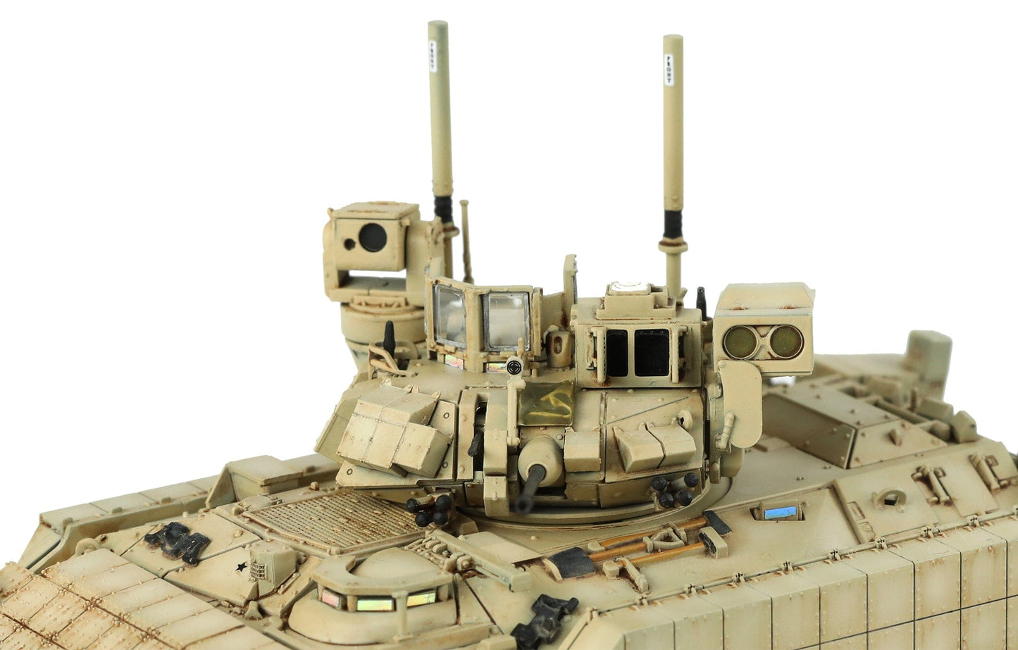 704 - Meng Model - 72-005 - M2A3 Bradley with BUSK III - painted model