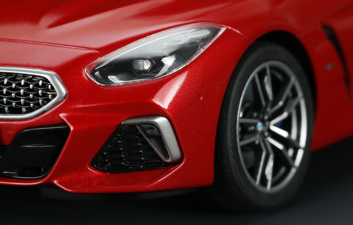 708 - painted model - Meng Model - CS-005 - BMW Z4 M40i