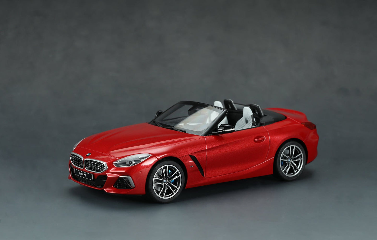 011 - secondary image - Meng Model - CS-005 - BMW Z4 M40i