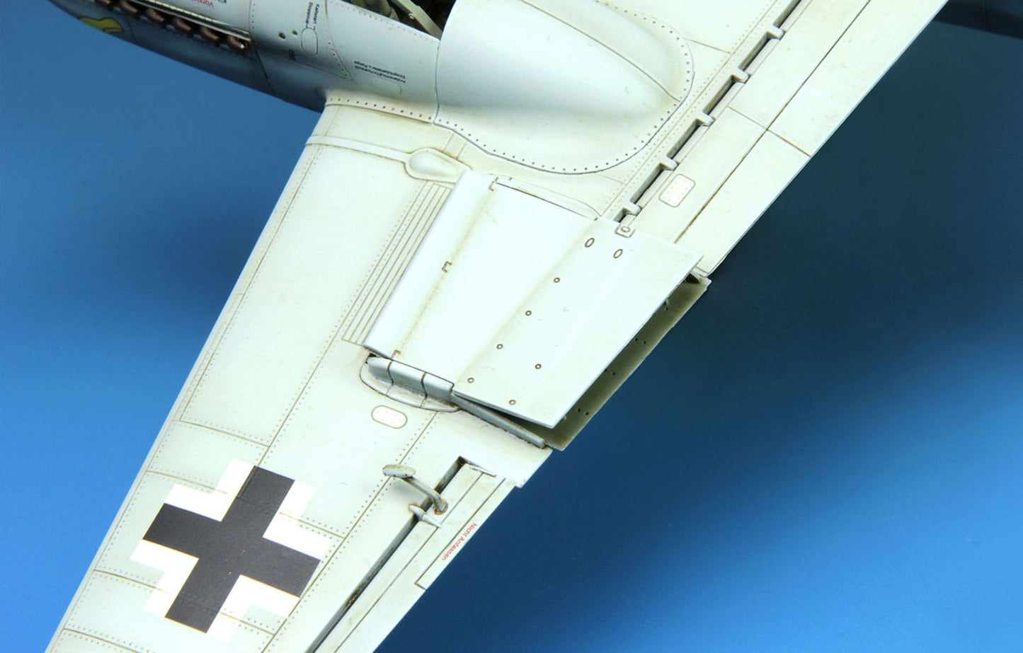 706 - Meng Model - LS-001 - Messerschmitt Me 410 B-2/U4 Hornisse - painted model