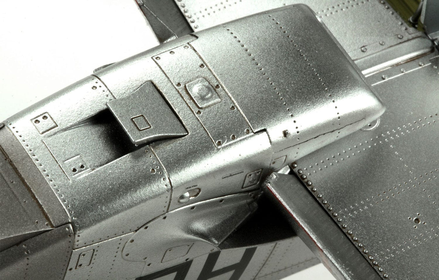 708 - Meng Model - LS-006 - North American P-51D Mustang - painted model