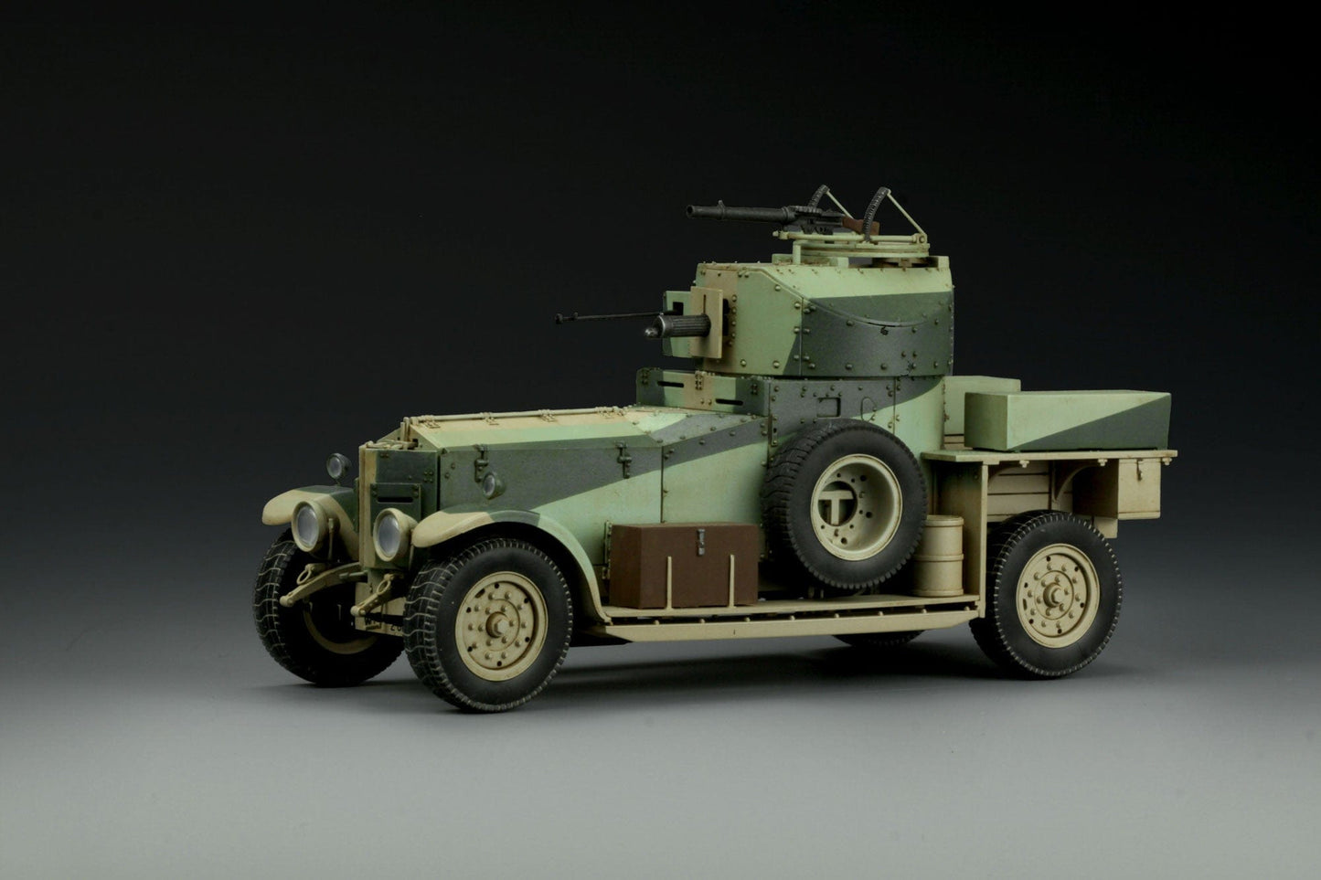 700 - Meng Model - VS-010 - Rolls Royce Armoured Car Pattern 1914/1920 - painted model