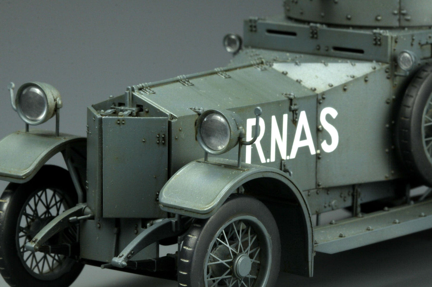 705 - Meng Model - VS-010 - Rolls Royce Armoured Car Pattern 1914/1920 - painted model