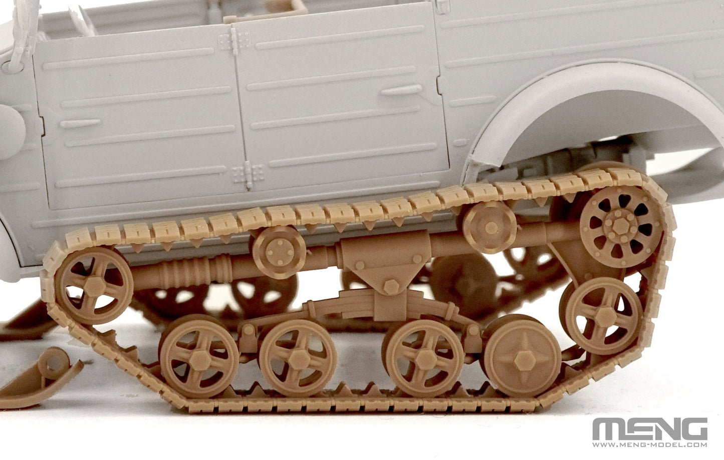 605 - Meng Model - VS-018 - Volkswagen Type 155 Kübelwagen - unpainted model