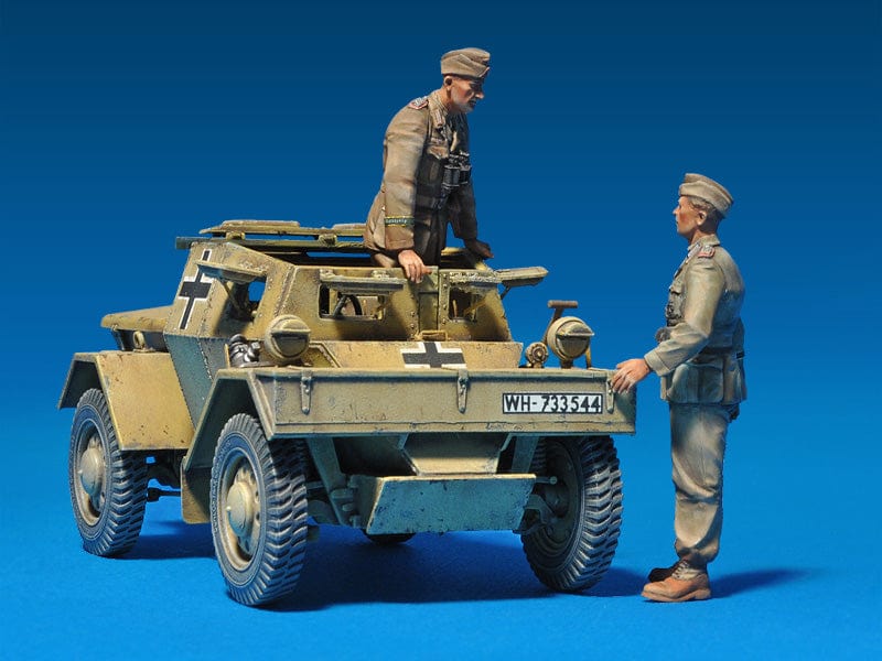700 - - painted model