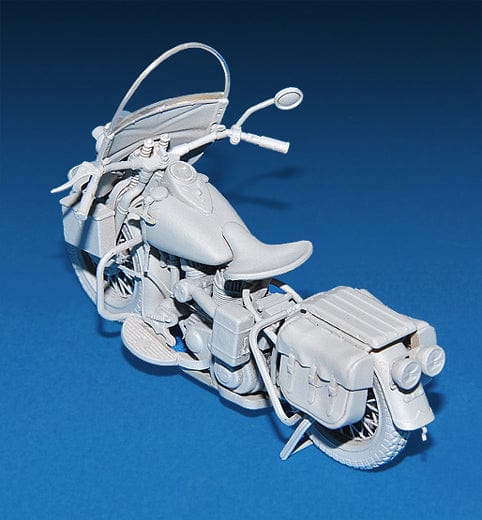 607 - - unpainted model