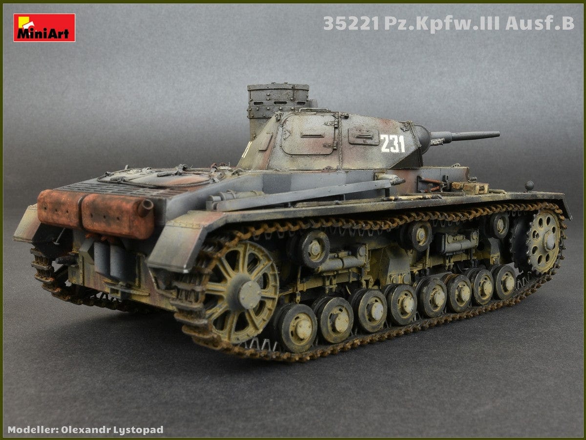 710 - - painted model