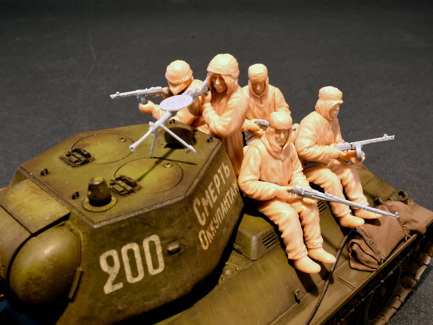 602 - - unpainted model