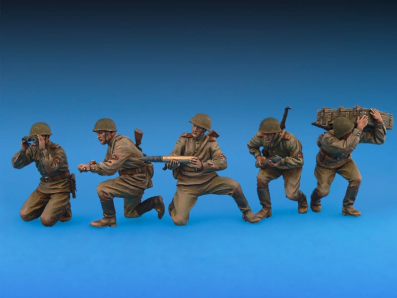 700 - - painted model