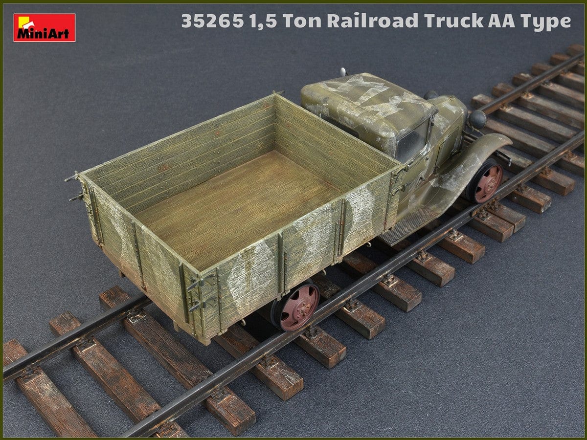705 - - painted model