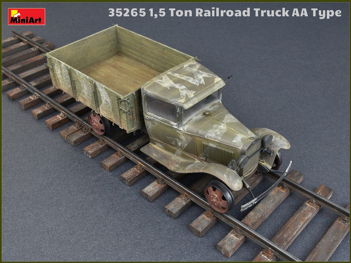 704 - - painted model