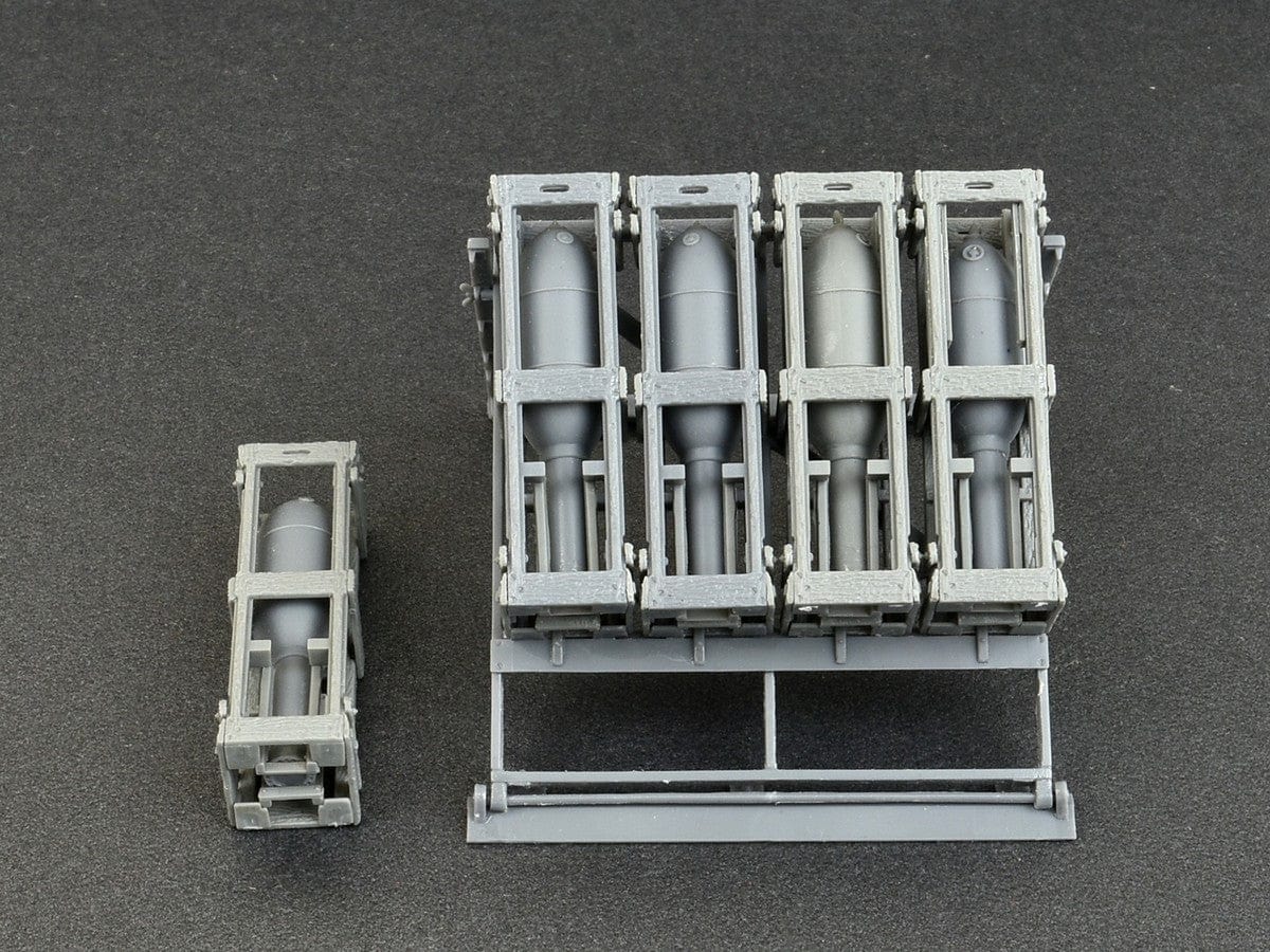 605 - - unpainted model