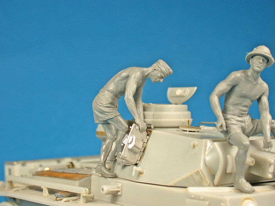 602 - - unpainted model