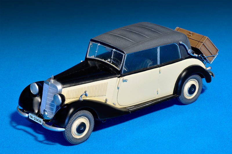 706 - Miniart - 35107 - Mercedes-Benz Typ 170V Cabriolet B - painted model