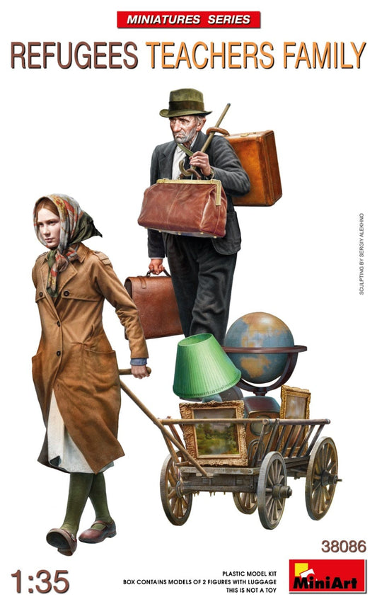 010 - Miniart - 38086 - Refugees and Teacher’s Family - primary image