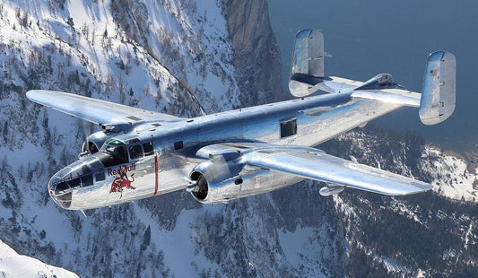 010 - Revell - 05643 - North American B-25J Mitchell ‘The Flying Bulls’ - primary image